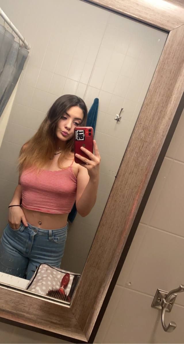 BADDEST SQUIRTER 😈🥶NOW IN TOWN Text Me On **+13235184909**WITH YOUR LOCATION. I Got Party Favors Also🥂😈✨ - Image 3